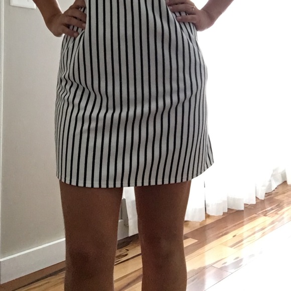 SPEECHLESS Off The Shoulder Mini Dress Striped - Picture 7 of 7